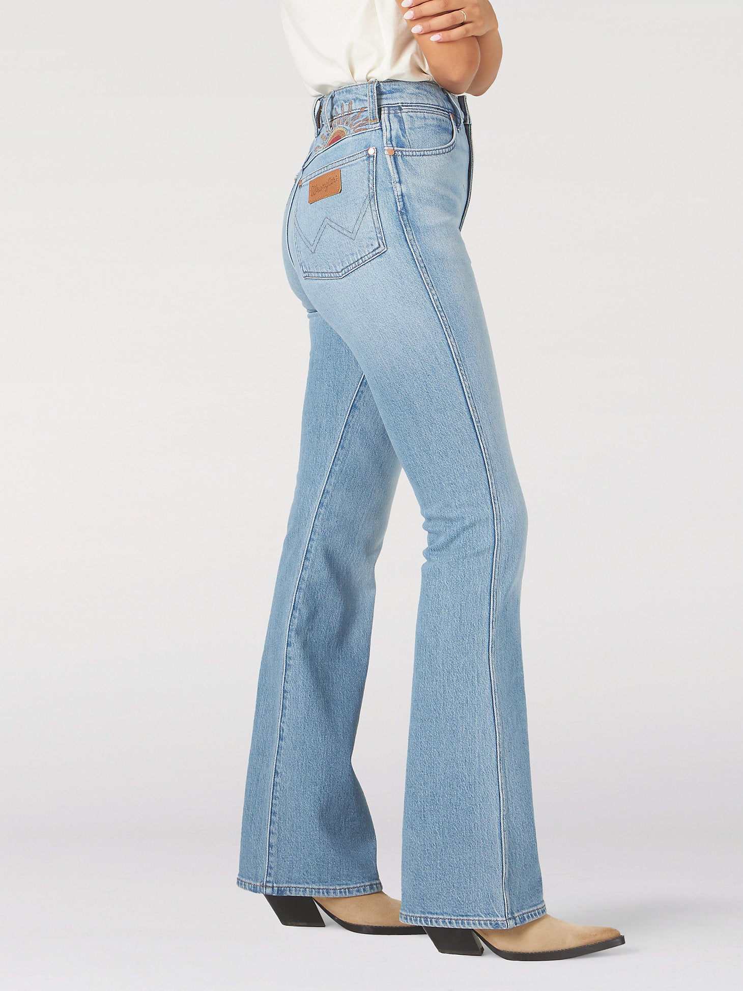 Wrangler® Westward 626 High Rise Boot Jean - Women's Jeans in Sunrise